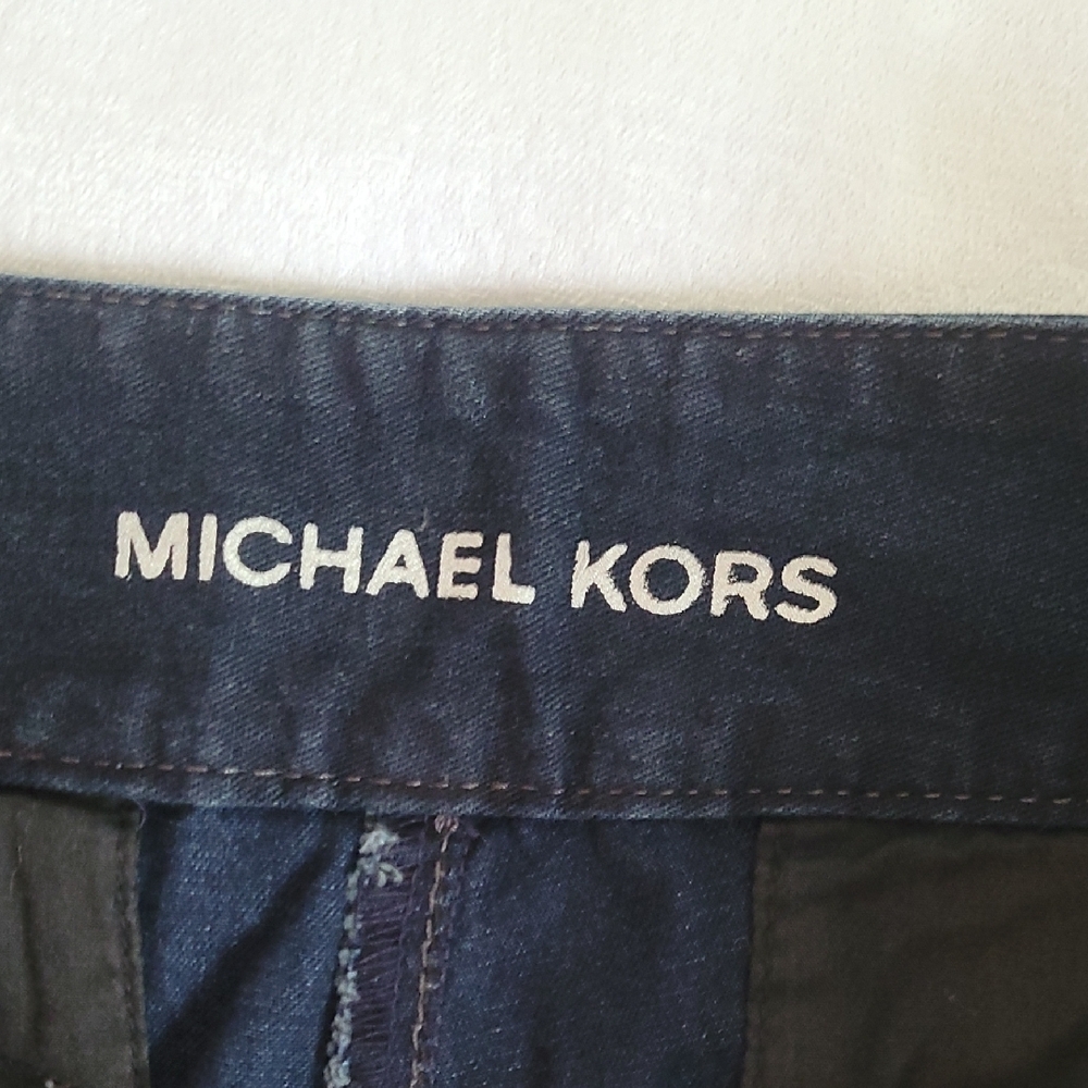 Women's Black Wide-Leg Jeans - Picture 9 of 11